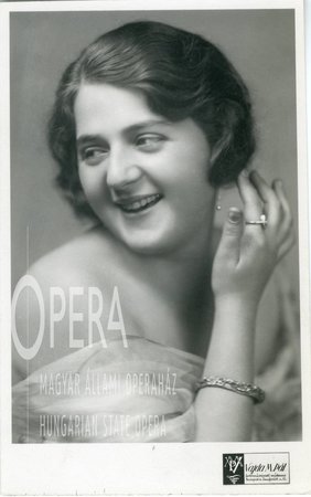 Relle Gabriella fotója