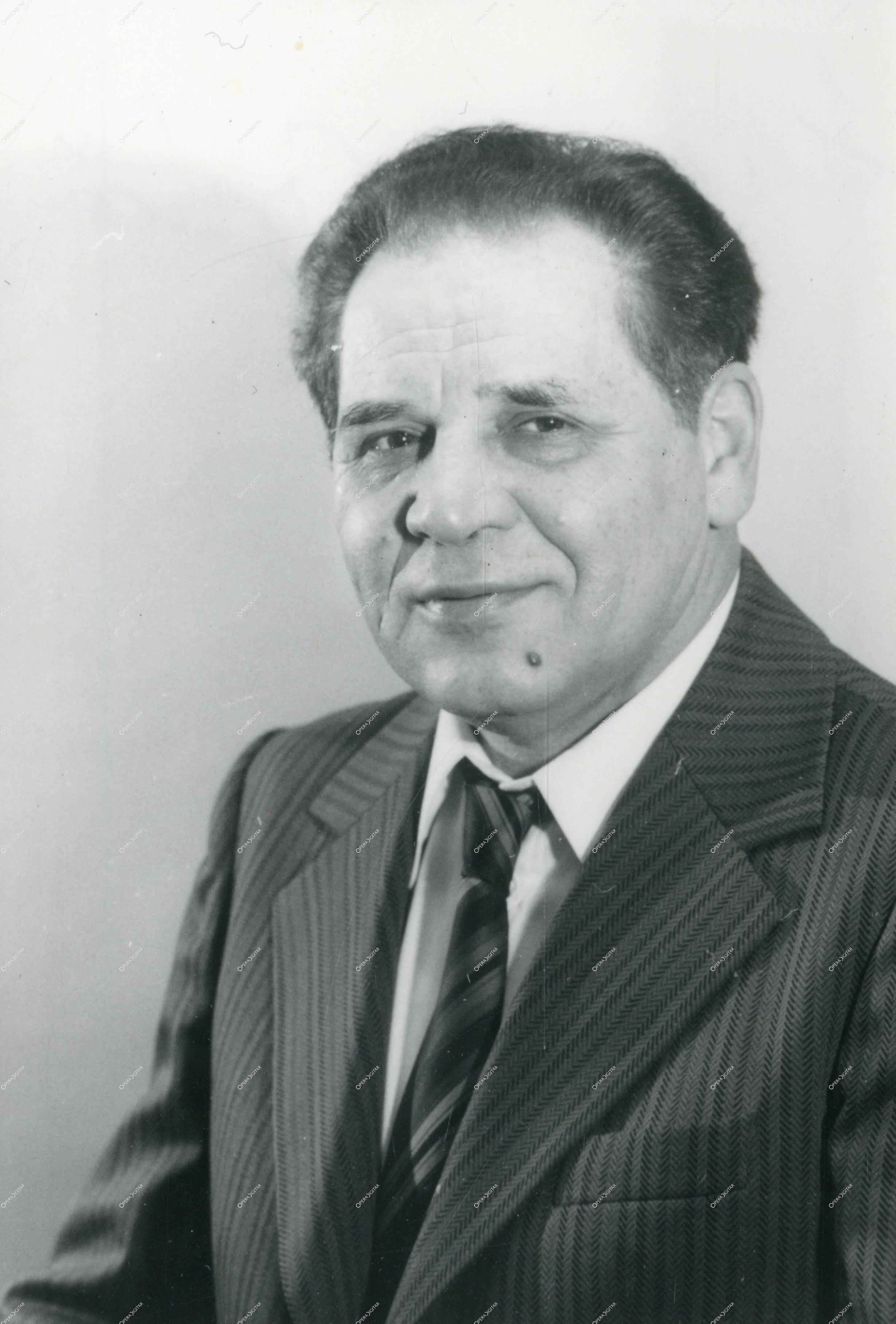 Huszáros Győző fotója