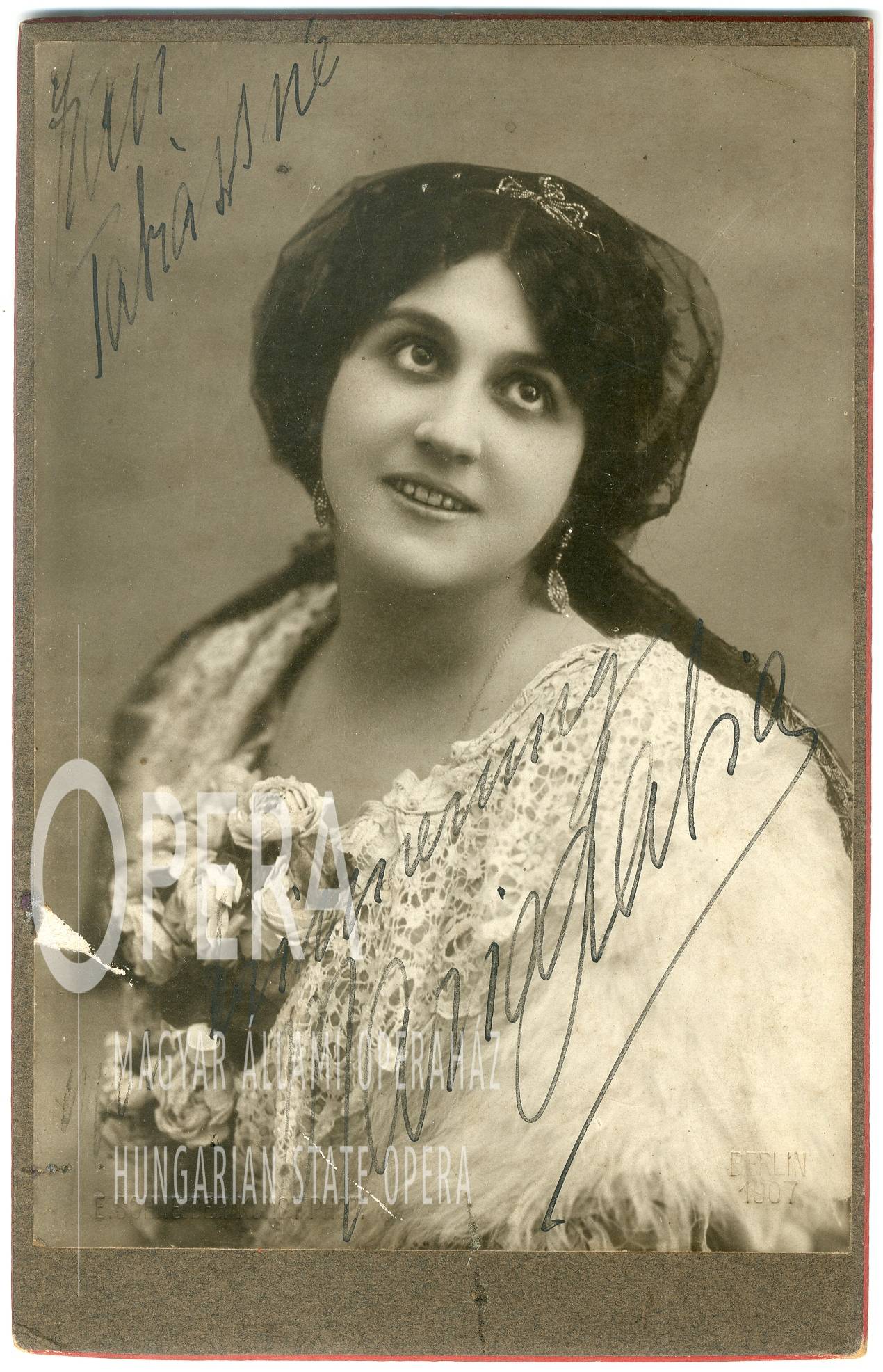 Labia, Maria fotója