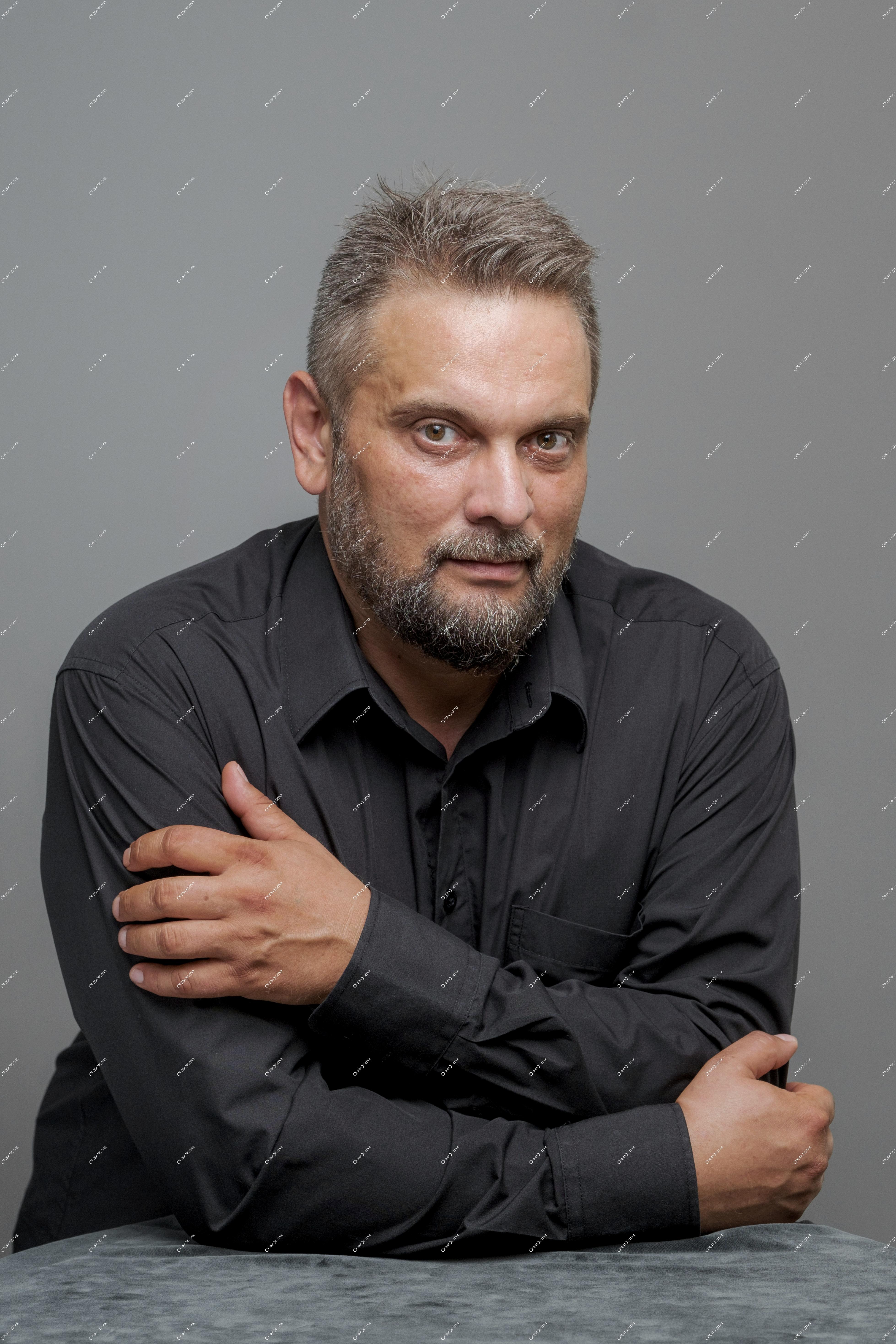 Olcsvári Árpád fotója